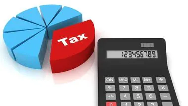 Old vs New Tax Regime: Which One Saves You More Money?